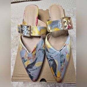 Floral Women's Shoes with Buckle Detail